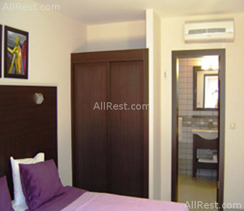 Costa Farilya Deluxe 22